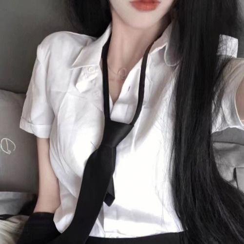 身穿十二单衣的恶魔